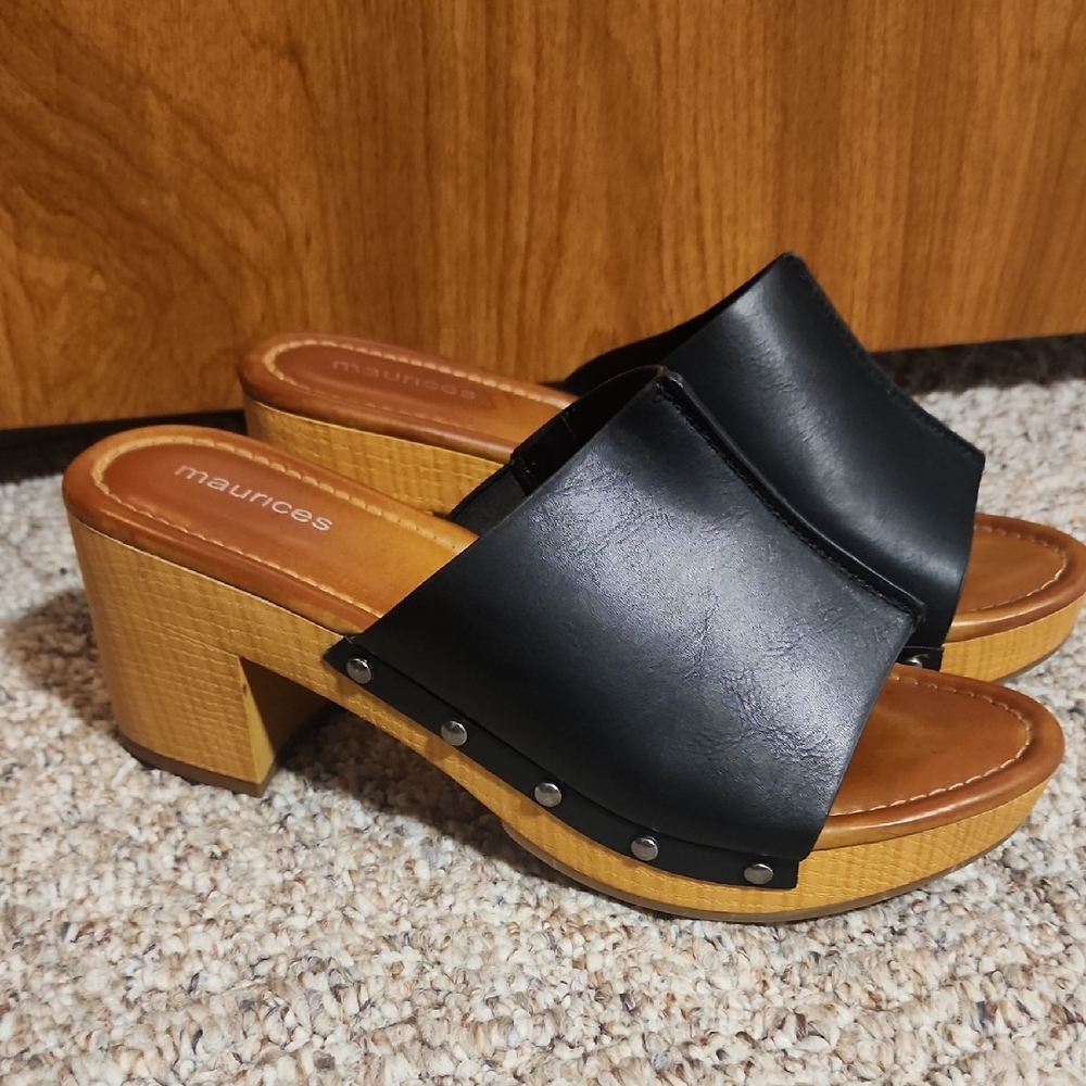 Maurices Black and Tan Women's Mules